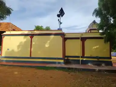 Arulmigu Muttharaman Temple, Naduvakkurichi - 628712 அருள்மிகு முத்தாரம்மன் திருக்கோயில், Naduvakkurichi - 628712, Thoothukudi - Ancient Temple Architecture and History Image 3