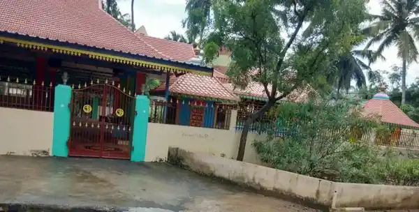 Arulmigu Muttharamman Santhipotriamman Temple, Near Eraniel Railway Station, Eraniel Konam - 629802 அருள்மிகு முத்தாரம்மன் சாந்திப்போற்றியம்மன் திருக்கோயில், Near Eraniel Railway Station, Eraniel Konam - 629802, Kanyakumari - Ancient Temple Architecture and History Image 3