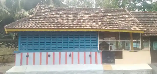 Arulmigu Muttharamman Temple, Kottaikagam, Thumbavilai - 629802 அருள்மிகு முத்தாரம்மன் திருக்கோயில், Kottaikagam, Thumbavilai - 629802, Kanyakumari - Ancient Temple Architecture and History Image 3