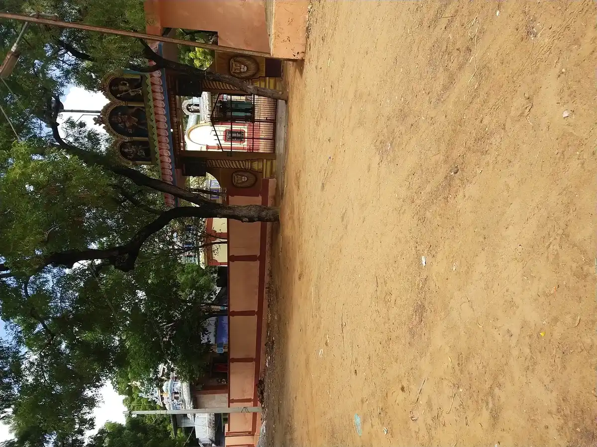 Arulmigu Muttharamman Temple, Nadukavalan Kudiiruppu, Udangudi - 628203