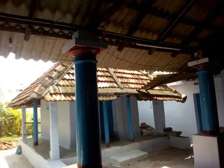 Arulmigu Muttharamman Temple, Near Mangala Veedu, Thirupathisaram - 629851 Arulmigu Muttharamman Temple, Near Mangala Veedu, Thirupathisaram - 629851, Kanyakumari - Ancient Temple Architecture and History Image 5