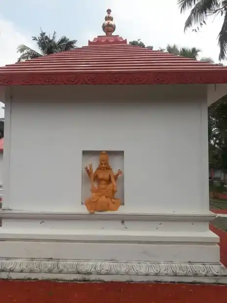 Arulmigu Muttharammantemple, Near Post Office, Manakarai - 629802 அருள்மிகு முத்தாரம்மன் திருக்கோயில், Near Post Office, Manakarai - 629802, Kanyakumari - Ancient Temple Architecture and History Image 2
