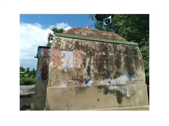 Arulmigu Muttharu Santhanamariamman Temple, Navaladi, Velur Kasba - 628601 அருள்மிகு முத்தாறு சந்தனமாரியம்மன் திருக்கோயில், Navaladi, Velur Kasba - 628601, Thoothukudi - Ancient Temple Architecture and History Image 3