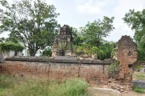 Arulmigu Naaganatheeswarar Temple, Narasingamangalam - 606105 Temple