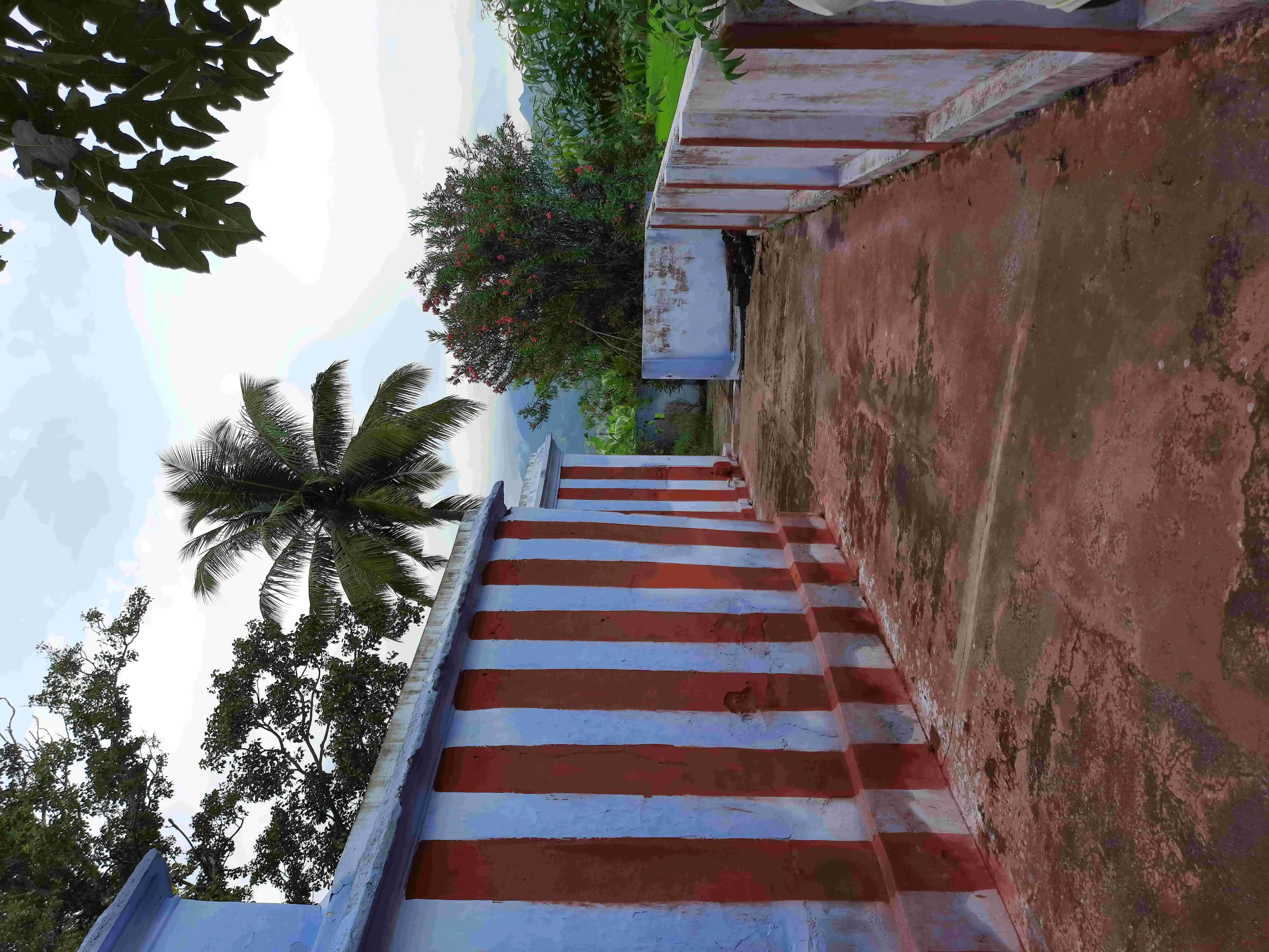 Arulmigu Nabaliamman Koil, Panpoli - 627807 அருள்மிகு நரபலிகொண்டம்மன் திருக்கோயில், பண்பொழி, பண்பொழி - 627807, Tenkasi - Ancient Temple Architecture and History Image 2