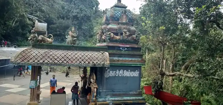 Arulmigu Nachimar Temple, Solakadu, Ariyur Nadu - 637415 அருள்மிகு நாச்சிமார் திருக்கோயில், Solakadu, Ariyur Nadu - 637415, Namakkal - Ancient Temple Architecture and History Image 2