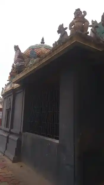 Arulmigu Nachimaramman Temple, Kallappalli - 639105 அருள்மிகு நாச்சிமாரம்மன் திருக்கோயில்,  - 639105, Karur - Ancient Temple Architecture and History Image 4