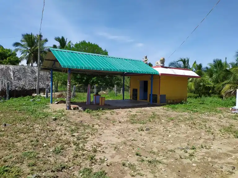 Arulmigu Nachiyaramman Temple, Sakkaranpalayam, Koothampoondi - 637202 அருள்மிகு நாச்சியாரம்மன் திருக்கோயில், Sakkaranpalayam, Koothampoondi - 637202, Namakkal - Ancient Temple Architecture and History Image 2
