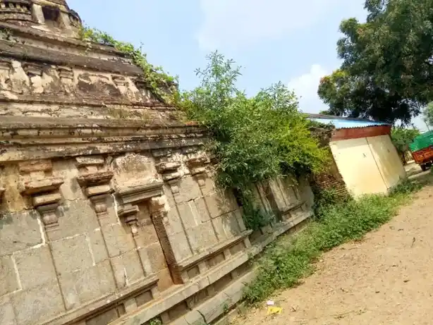 Arulmigu Nadarajar Lakshmi Narayanaperuimal Temple, Kizhpazhanthai - 604402 அருள்மிகு நடராஜர், லட்சுமி நாராயணபெருமாள் திருக்கோயில், Kizhpazhanthai - 604402, Tiruvannamalai - Ancient Temple Architecture and History Image 3