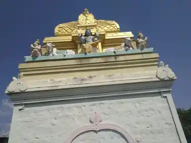 Arulmigu Nadhi Krishnar Temple, Amaravathi Bridge, Dharapuram - 638656 Arulmigu Nadhi Krishnar Temple, Amaravathi Bridge, Amaravathi Bridge - 638656, Tiruppur - Ancient Temple Architecture and History Image 2