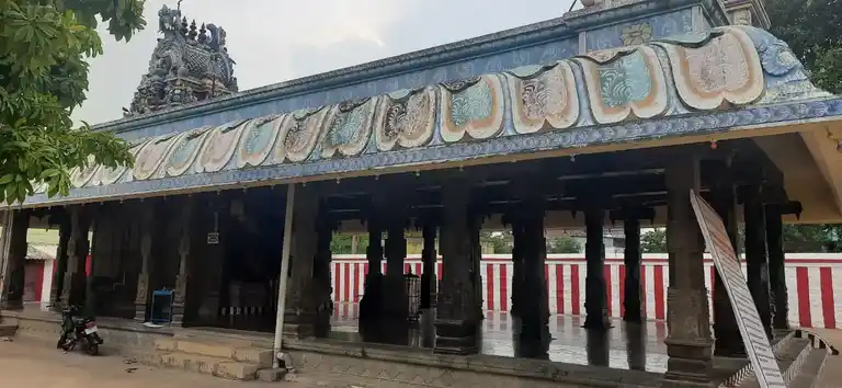 Arulmigu Nadiyamman Temple, Near Bustand, Alangudi - 622301 அருள்மிகு நாடியம்மன் திருக்கோயில், Near Bustand, Alangudi - 622301, Pudukkottai - Ancient Temple Architecture and History Image 5