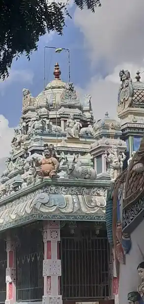 Arulmigu Nadukattu Ayyanar Temple, Mandhirioodai, Mandhirioodai - 626106 அருள்மிகு நடுக்காட்டு அய்யனார் திருக்கோயில், மந்திரிஓடை, மந்திரிஓடை - 626106, Virudhunagar - Ancient Temple Architecture and History Image 3