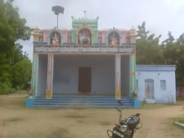 Arulmigu Nadunakkar Mathiyapatheswarar Temple, Vellor - 628601 அருள்மிகு நடுநக்கர் மத்தியபதீஸ்வரர் திருக்கோயில், Vellor - 628601, Thoothukudi - Ancient Temple Architecture and History Image 4