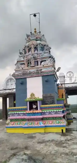Arulmigu Nadupalani Dhandauthabani Temple, Deverahalli, Kudimenahalli - 635123 Temple