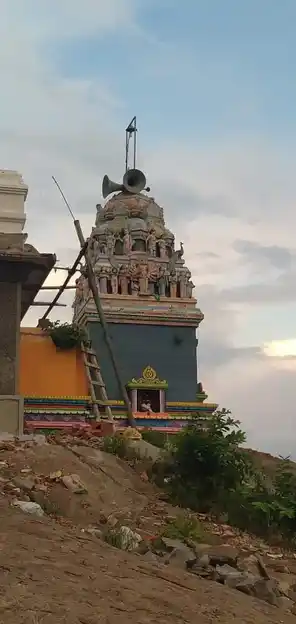 Arulmigu Nadupalani Dhandauthabani Temple, Deverahalli, Kudimenahalli - 635123 அருள்மிகு நடுபழனி தண்டாயுதபாணி சுவாமி திருக்கோயில், Deverahalli, Kudimenahalli - 635123, Krishnagiri - Ancient Temple Architecture and History Image 2