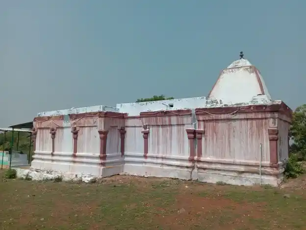 Arulmigu Nagamalaikumarasamy, Ukaram - 638402 அருள்மிகு நாகமலை குமாரசுவாமி திருக்கோயில், Ukaram - 638402, Erode - Ancient Temple Architecture and History Image 6