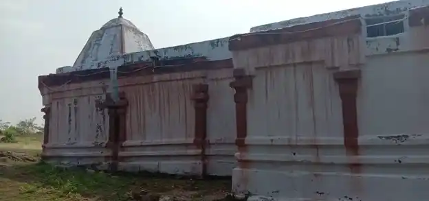 Arulmigu Nagamalaikumarasamy, Ukaram - 638402 அருள்மிகு நாகமலை குமாரசுவாமி திருக்கோயில், Ukaram - 638402, Erode - Ancient Temple Architecture and History Image 7