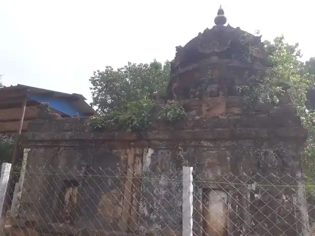 Arulmigu Nagammal Chavadi And Krishnaswamy Temple, Kurumbanchavadi - 621704 அருள்மிகு நாகம்மாள் சாவடி கிருஷ்ணசாமி திருக்கோயில், குரும்பஞ்சாவடி - 621704, Ariyalur - Ancient Temple Architecture and History Image 3