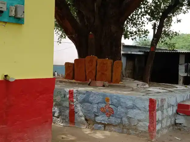 Arulmigu Nagamman Temple, Near Krishangiri New Bus Stand, Palayapettai - 635001 அருள்மிகு நாகம்மன் திருக்கோயில், Near Krishangiri New Bus Stand, Palayapettai - 635001, Krishnagiri - Ancient Temple Architecture and History Image 4