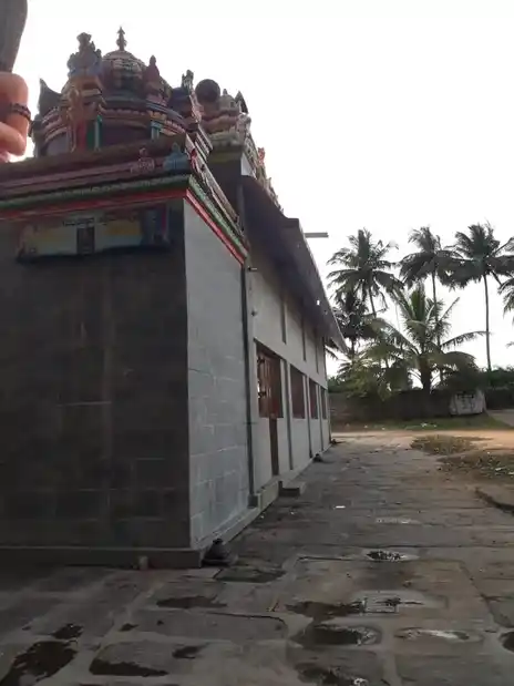 Arulmigu Nagamuniswarar Temple, Kelamangalam - 635113 அருள்மிகு நாகமுனீஸ்வரர் திருக்கோயில், Kelamangalam - 635113, Krishnagiri - Ancient Temple Architecture and History Image 2
