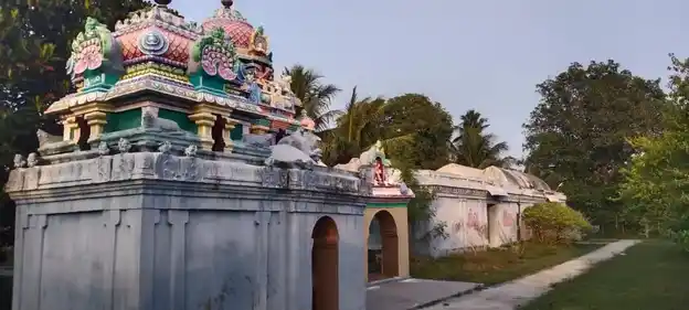 Arulmigu Naganatha Swamy Temple, Neelapadi - 611105 அருள்மிகு நாகநாதசுவாமி திருக்கோயில், Neelapadi - 611105, Nagapattinam - Ancient Temple Architecture and History Image 2