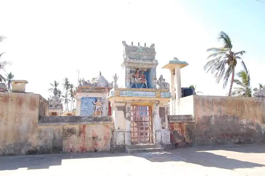 Arulmigu Naganathaswamy Temple, Kallikudi - 611101 அருள்மிகு நாகநாதசாமி, அய்யனார், பிடாரியம்மன், மாரியம்மன் திருக்கோயில், கள்ளிக்குடி - 611101, Thiruvarur - Ancient Temple Architecture and History Image 4