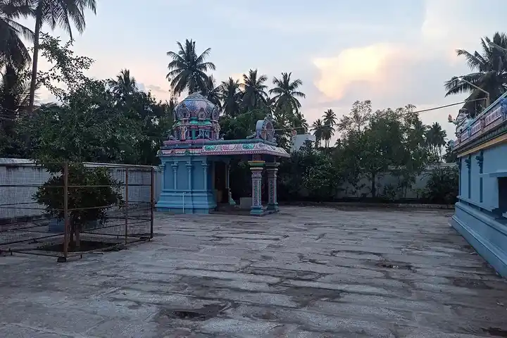 Arulmigu Naganathaswamy Temple, Keelachur - 635809 அருள்மிகு நாகநாதீஸ்வரர் திருக்கோயில், கீழச்சூர் - 635809, Vellore - Ancient Temple Architecture and History Image 3