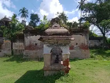 Arulmigu Naganathaswamy Temple, Naduva Kalappal - 614710 அருள்மிகு நாகநாதசுவாமி திருக்கோயில், Naduva Kalappal - 614710, Thiruvarur - Ancient Temple Architecture and History Image 3