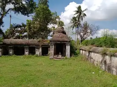 Arulmigu Naganathaswamy Temple, Naduva Kalappal - 614710 அருள்மிகு நாகநாதசுவாமி திருக்கோயில், Naduva Kalappal - 614710, Thiruvarur - Ancient Temple Architecture and History Image 4