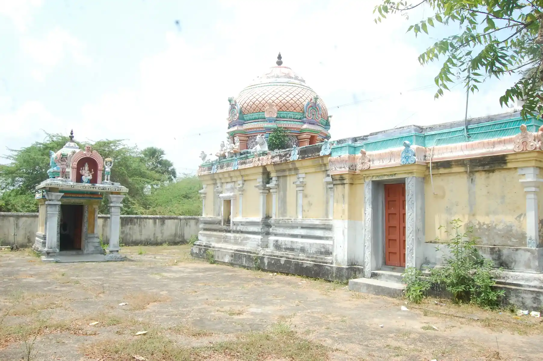 Arulmigu Naganathaswamy Temple, Nagaloor - 610207 Arulmigu Naganathaswamy Temple, Nagaloor - 610207, Nagapattinam - Ancient Temple Architecture and History Image 2