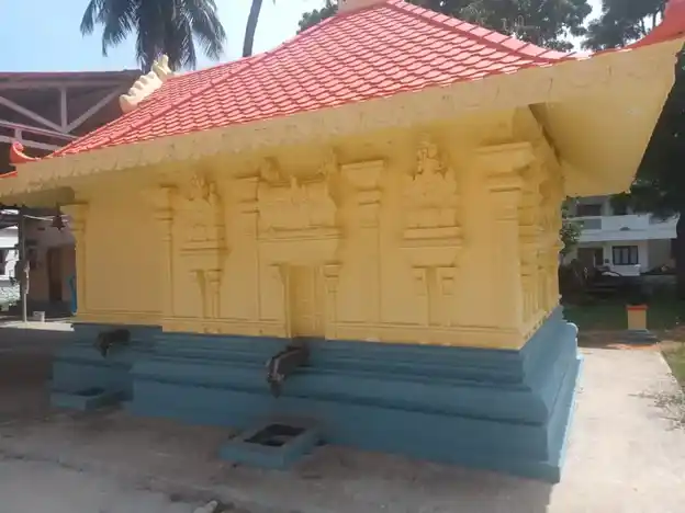 Arulmigu Nagaramman Temple, Kattuputhur, Ananthapuram - 629851 Arulmigu Nagaramman Temple, Kattuputhur, அனந்தபுரம் - 629851, Kanyakumari - Ancient Temple Architecture and History Image 4