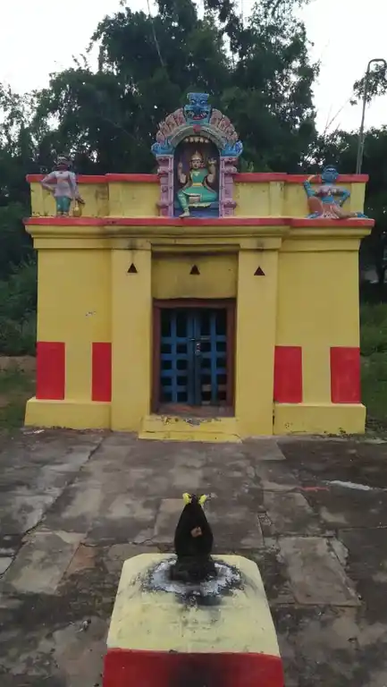 Arulmigu Nagathamman Temple, Out Side The Village, Nambakkam - 601204 அருள்மிகு நாகாத்தம்மன் திருக்கோயில், Out Side The Village, Nambakkam - 601204, Tiruvallur - Ancient Temple Architecture and History Image 4