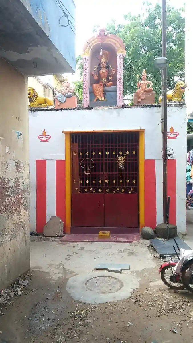 Arulmigu Nagathamman Temple, Thiruvallikeni, Chennai - 600005 அருள்மிகு நாகாத்தம்மன் திருக்கோயில், திருவல்லிக்கேணி, சென்னை - 600005, Chennai - Ancient Temple Architecture and History Image 2