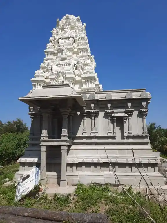 Arulmigu Nageshwaraswamy Temlple, Unjalur - 638152 அருள்மிகு நாகேஸ்வரர் சுவாமி திருக்கோயில், Unjalur - 638152, Erode - Ancient Temple Architecture and History Image 2