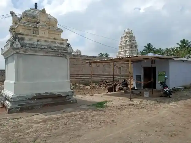 Arulmigu Nageswararswamy Temple, Eragampatti - 638702