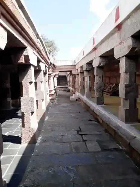 Arulmigu Nageswarasamy Temple, Vijayamangalam, Moongilpalayam - 638056 அருள்மிகு நாகேஸ்வரசாமி திருக்கோயில், விஜயமங்கலம், பெருந்துறை - 638056, Erode - Ancient Temple Architecture and History Image 8