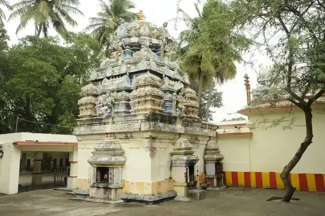 Arulmigu Nageswaraswamy Temple, Periyanagapoondi - 631302 அருள்மிகு நாகேஸ்வரசுவாமி திருக்கோயில், பெரியநாகப்பூண்டி - 631302, Tiruvallur - Ancient Temple Architecture and History Image 8