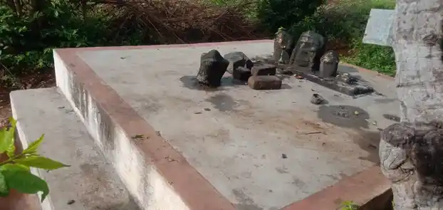 Arulmigu Nagulamman,Mariamman,Pambulooti Vinayagar And Vayirampalayam Vinayagar Temple, Pambaluppatti - 624620 அருள்மிகு நாகுலம்மன் கோயில், Pambaluppatti - 624620, Dindigul - Ancient Temple Architecture and History Image 2