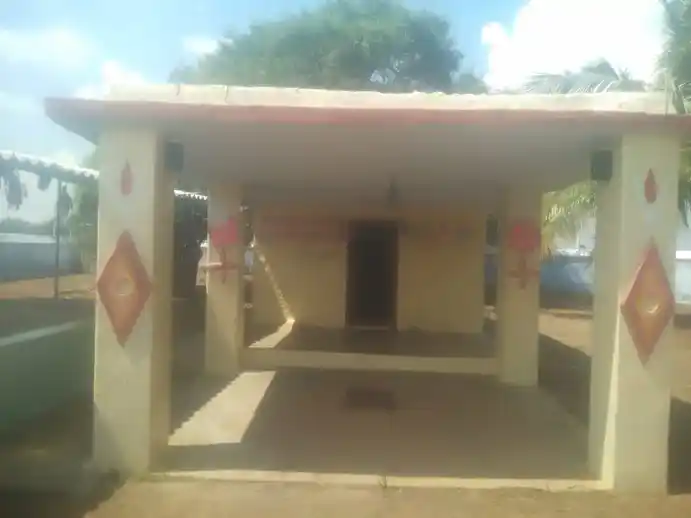 Arulmigu Nainamalaivaradharajaperumal Temple, Moolanur, Ponnivadi - 638673