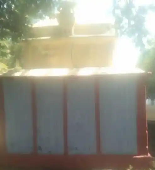 Arulmigu Nainamalaivaradharajaperumal Temple, Moolanur, Ponnivadi - 638673 அருள்மிகு நைநாமலை வரதராசப்பெருமாள் திருக்கோயில், Moolanur, பொன்னிவாடி - 638673, Tiruppur - Ancient Temple Architecture and History Image 2