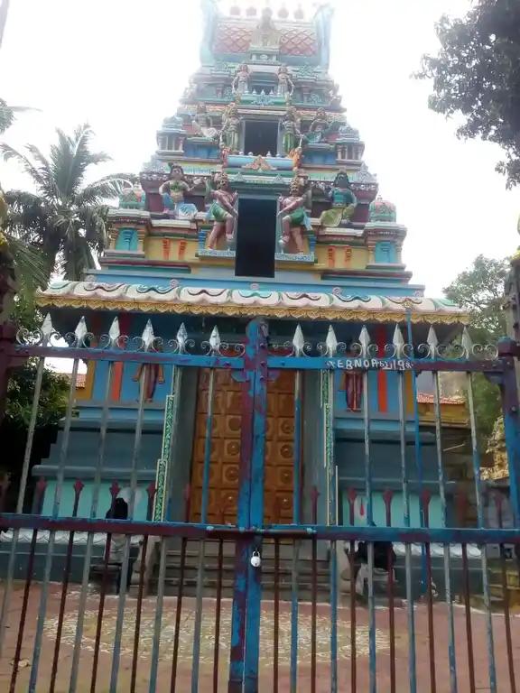 Arulmigu Nainar Thiruvenkada Perumal Temple, Azhahiapandiapuram - 629401 அருள்மிகு நயினார் திருவேங்கடமுடையார் திருக்கோயில், Azhahiapandiapuram - 629401, Kanyakumari - Ancient Temple Architecture and History Image 3