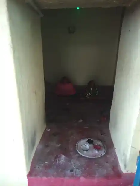 Arulmigu Nalayeeamman Temple, Periyagoundampatty, Thalampadi - 637019