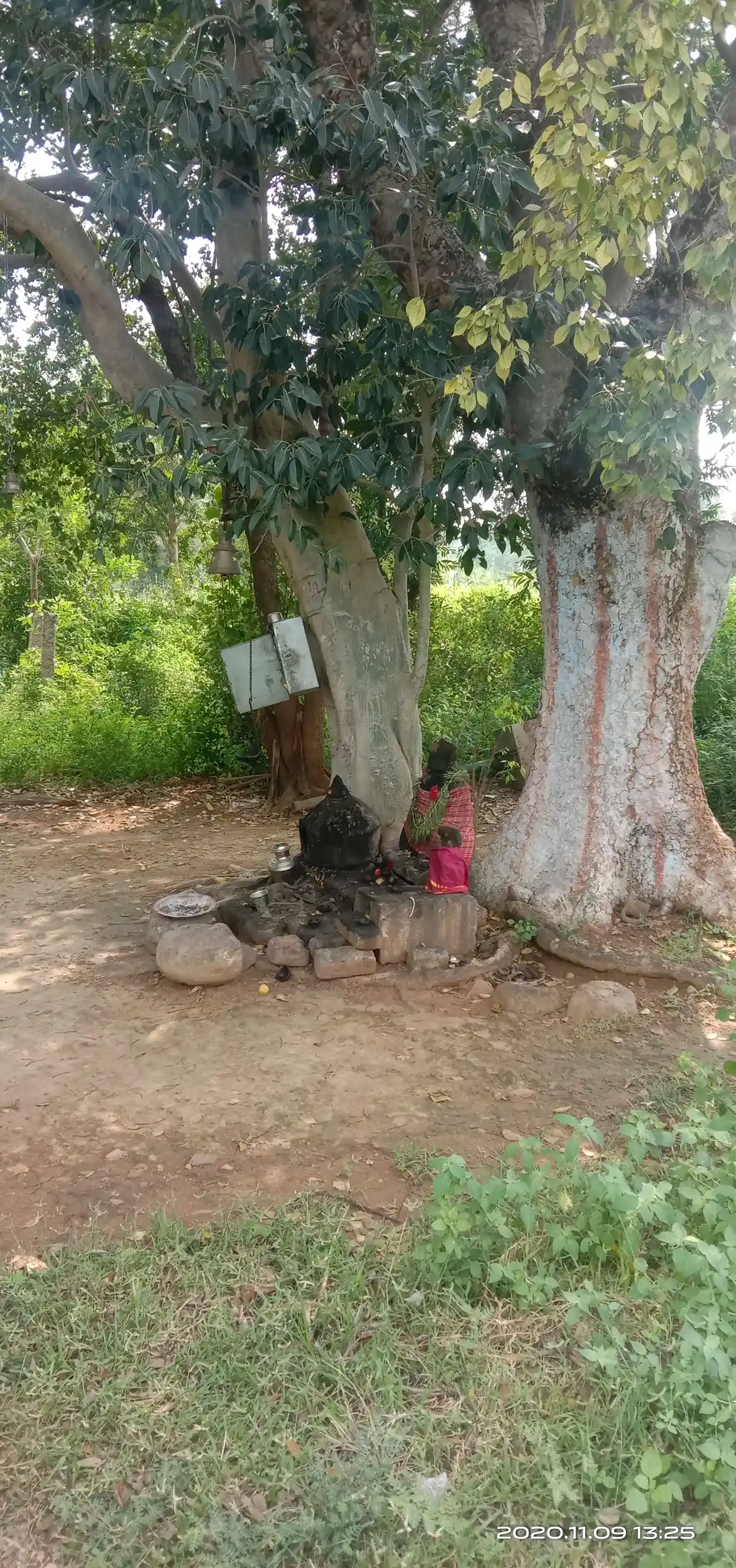 Arulmigu Nalla Kannda Vinayagar Temple, Sirugudi - 624402 அருள்மிகு நல்லகண்ட விநாயகர் கோயில், Sirugudi - 624402, Dindigul - Ancient Temple Architecture and History Image 2