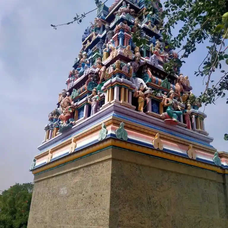 Arulmigu Nalla Mangaiamman Temple, Porulur - 624616