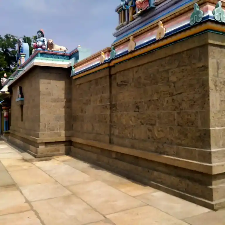 Arulmigu Nalla Mangaiamman Temple, Porulur - 624616 அருள்மிகு நல்ல மங்கையன் திருக்கோயில், Porulur - 624616, Dindigul - Ancient Temple Architecture and History Image 2