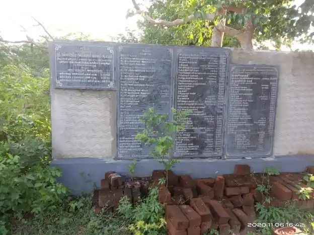 Arulmigu Nalla Piramma Ayyanar Temple, Kummangudi - 622404 அருள்மிகு நல்ல பிரம அய்யனார் திருக்கோயில், Kummangudi - 622404, Pudukkottai - Ancient Temple Architecture and History Image 4