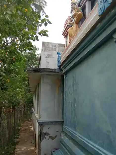 Arulmigu Nallamuthu Mariamman Temple, Karuvelankadai - 609306 Temple