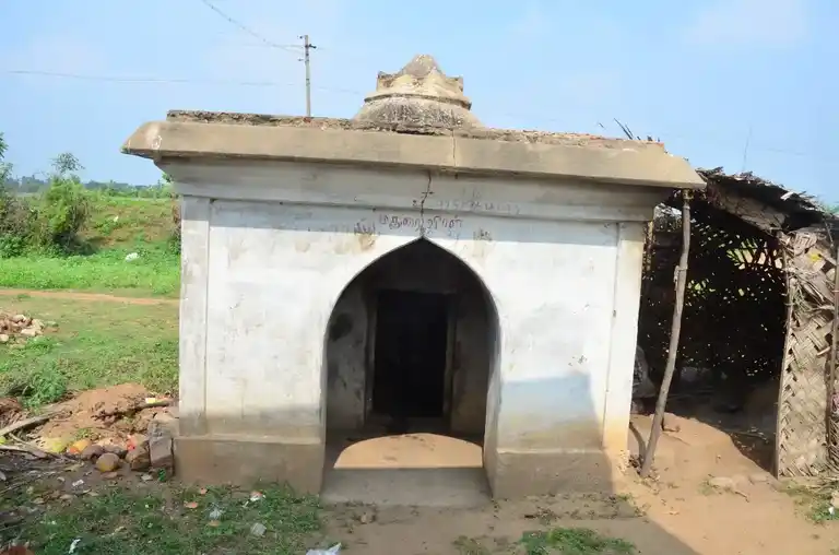 Arulmigu Nallasevu Ayyanar Temple, Nemam - 613104 அருள்மிகு நல்லசேவு அய்யனார் திருக்கோயில், Nemam - 613104, Thanjavur - Ancient Temple Architecture and History Image 10