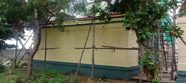 Arulmigu Nallathangal Temple, Kodikulam - 625514 அருள்மிகு நல்லதங்காள் திருக்கோயில், Kodikulam - 625514, Madurai - Ancient Temple Architecture and History Image 3