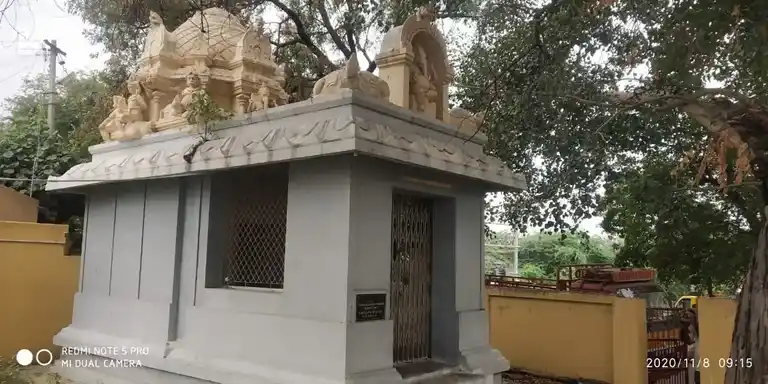 Arulmigu Nallavinayagar Temple, Nasiyanur - 638107 அருள்மிகு நல்லவிநாயகர் திருக்கோயில், கிராம நிர்வாக அலுவலகம் எதிரில், நசியனூர், ஈரோடு - 638107, Erode - Ancient Temple Architecture and History Image 3